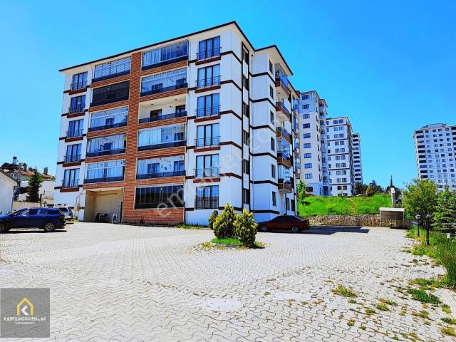 Kastamonu Emlak Gayrimenkul Satılık Kuzeykent Gölpark Evleri 2+1
