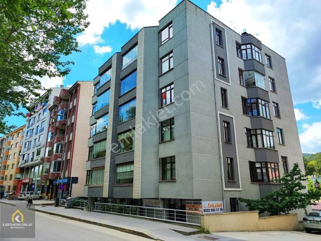 Kastamonu Emlak Gayrimenkul'den Satılık Anacadde Üzeri 3+1 Daire