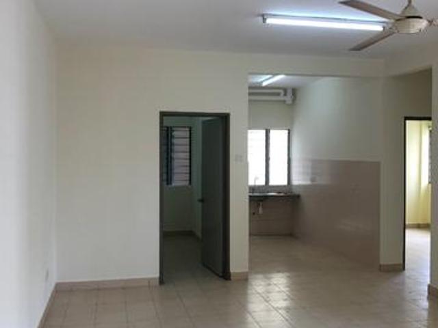 Kasuarina Apartment Level 1 at Bandar Botanic