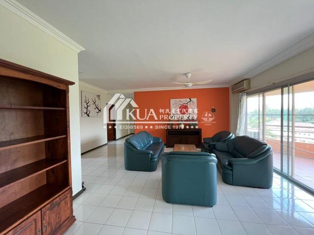 Kasuma Resort Condominium For Rent Located at Petra Jaya