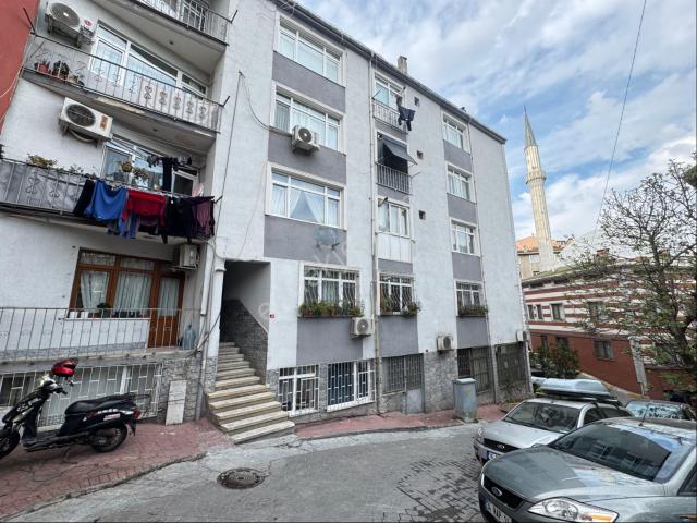 Kasımpaşada Satılık 2+1 Dekorasyonlu Daire