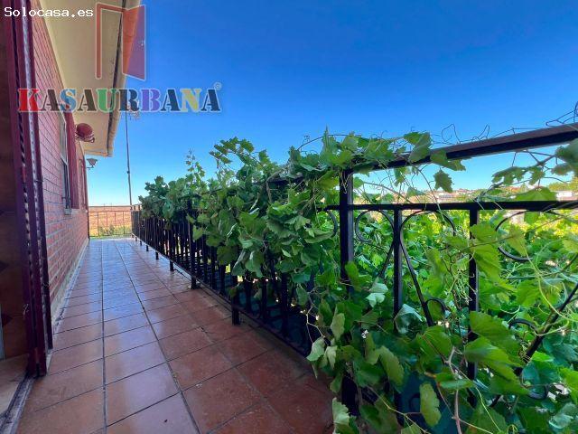 KASAURBANA ofrece en VENTA CASA EN COLMENAR DE OREJA