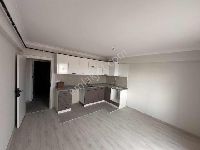 Kasrevi'den Atatürk Mah.3+1 Dublex Asansörlü Sıfır Kiralık Daire