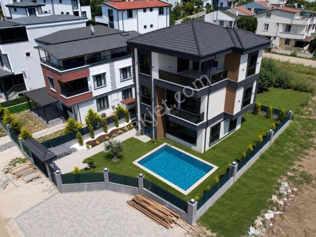 [kassel Yapı] Deniz Manzaralı Havuzlu 4+1 Müstakil Villa