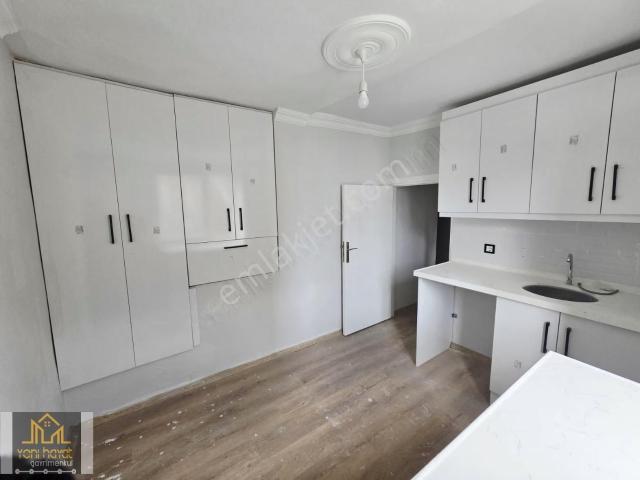 Kat Mülkiyetli Ful Yeni Yapılmış 1+0 Kutu Gibi Satılık Daire