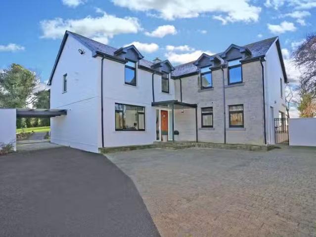 Kateri Monaleen Road, Monaleen, Castletroy, Co. Limerick, V9.