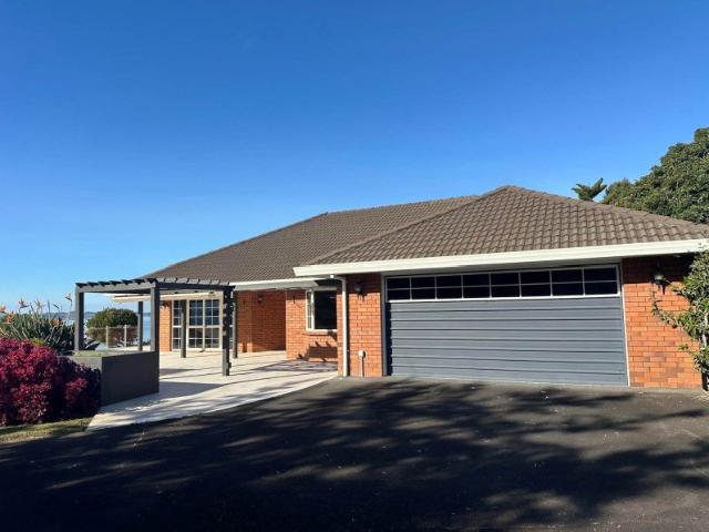 katikati, 3 bedrooms