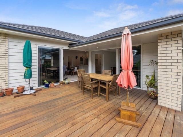 katikati, 3 bedrooms
