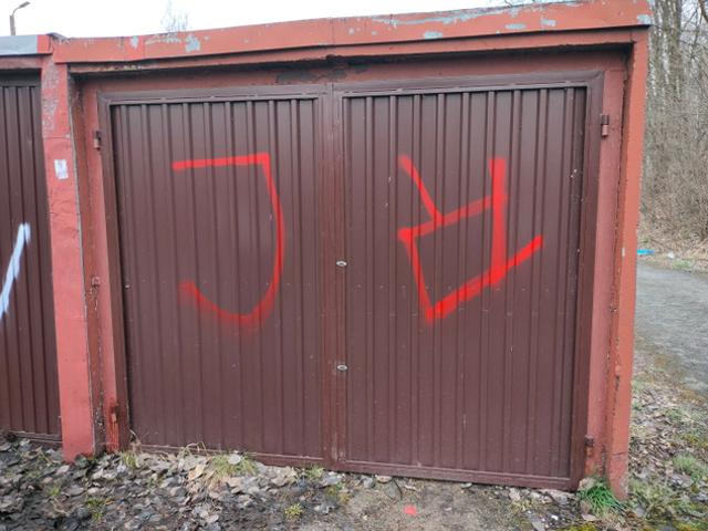Katowice, Ociepki 13 garaż nr 17 dz. 2579/