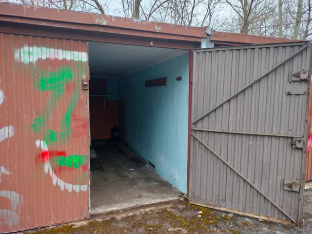 Katowice, Ociepki 13 garaż nr 4 dz. 2579/