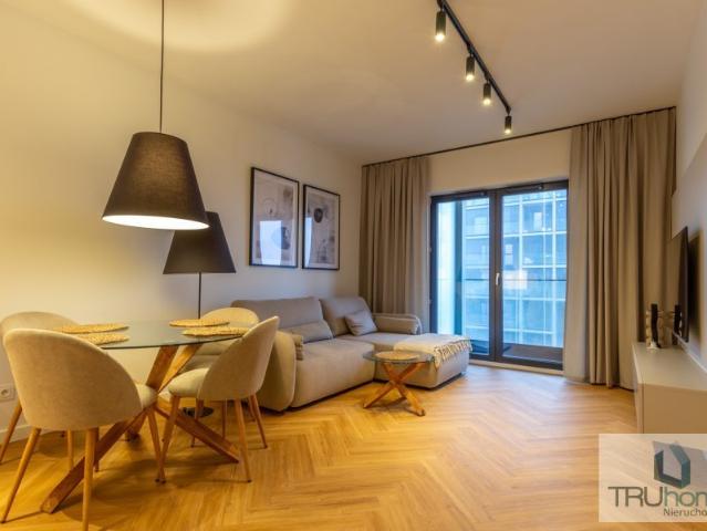 Nowoczesny apartament 40 m2 z balkonem, miejsce w garażu