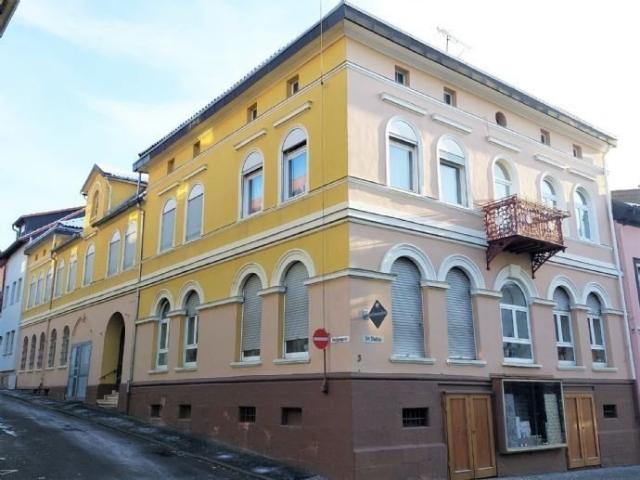 Kaufpreisreduzierung ! Besondere Immobilie mit viel Wohnraum und außerordentlichem Potential !