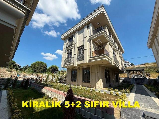 Kavaklı Mahallesinde Butik Site İçinde Deniz Manzarlı 5+2 Villa