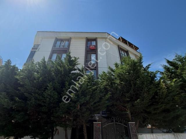 Kavaklı Merkezde Kullanışlı Kiralık 2+1 Daire