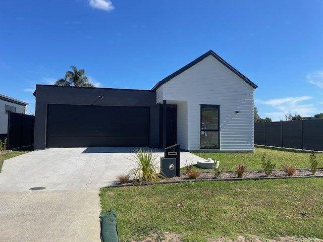 kawakawa bay, 4 bedrooms