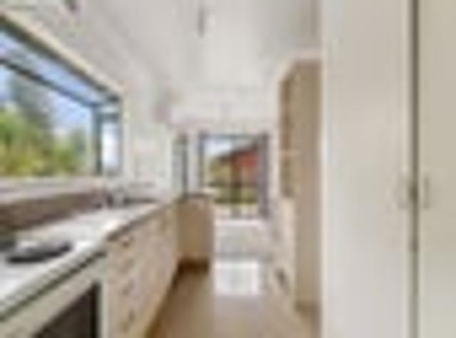 Kawaha Point, 3 bedrooms, $610 pw