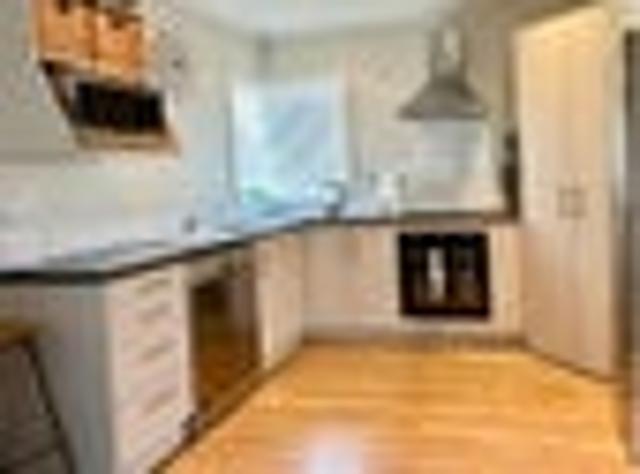 Kawaha Point, 3 bedrooms, $685 pw