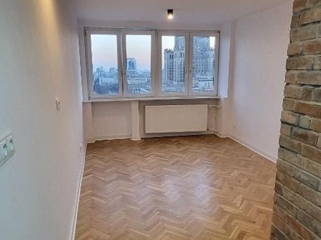 Kawalerka 21 m² z nową łazienką w centrum Warszawy
