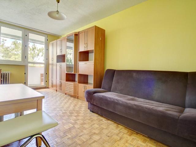 Kawalerka 25 m² z balkonem, cicha okolica polecam!