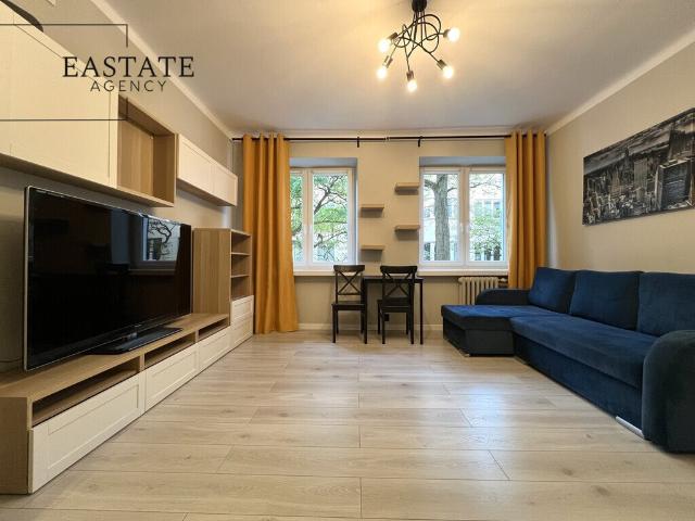 Kawalerka 29 m² przy metrze Pole Mokotowskie