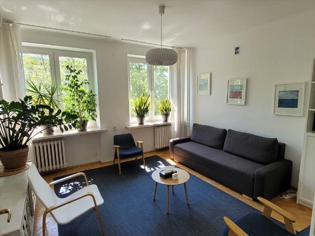Kawalerka 35 m² z widokiem na kasztanowce wysoki standard