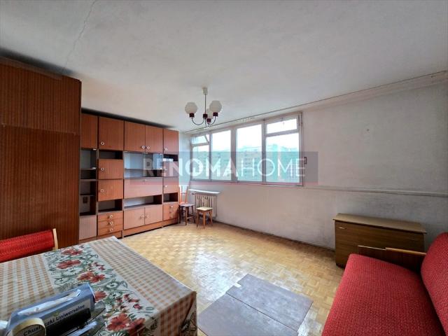 Kawalerka do remontu z dużym potencjałem w Krzykach