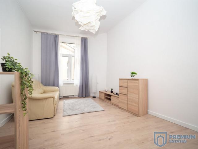 Kawalerka do wynajęcia, Kraków M. Kraków Stare Miasto Krowoderska, 2600 PLN, 35 m2, domy KNP MW 92963