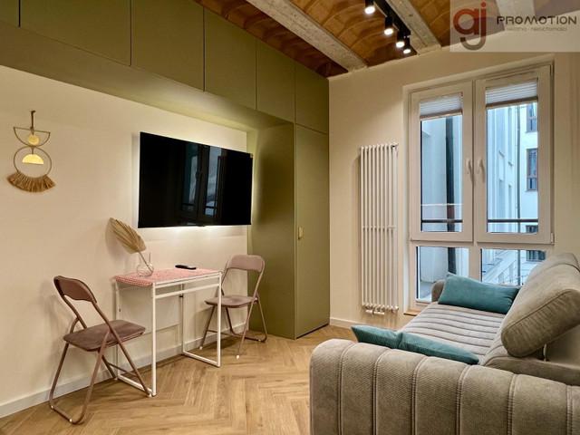 Kawalerka do wynajęcia, Łódź Śródmieście Nawrot, 1650 PLN, 18 m2, domy 61322