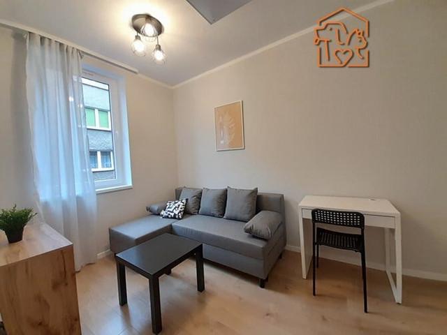 Kawalerka do wynajęcia, Chorzów Centrum Cmentarna, 1050 PLN, 20 m2, domy 37724/4034/OMW