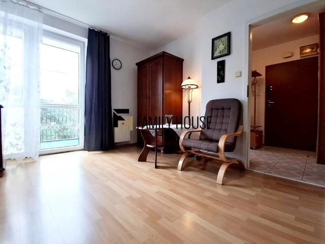 Kawalerka | Duży balkon | Parking | Komórka Kielce