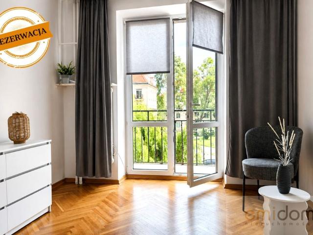 Kawalerka | Mokotów | Balkon | oddzielna kuchnia Warszawa