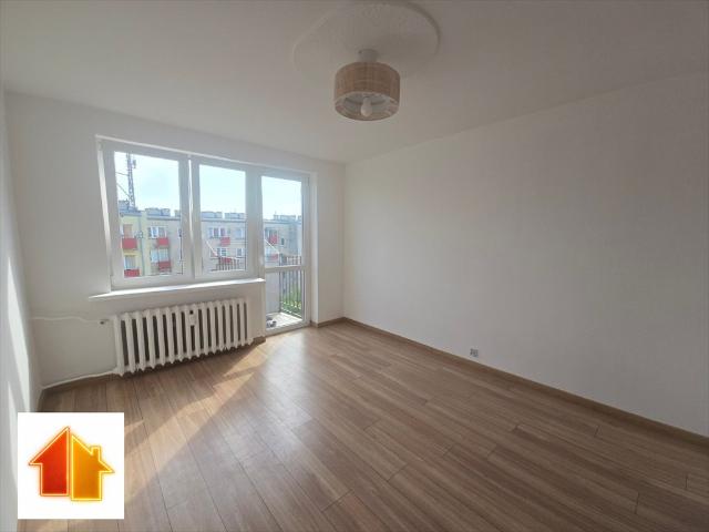 Kawalerka po remoncie z balkonem i niskim czynszem