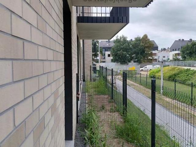 Kawalerka z balkonem w zielonej okolicy z ogrzewaniem miejskim w super cenie