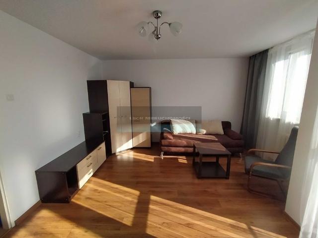 Kawalerka z balkonem i komórką na Pradze Północ