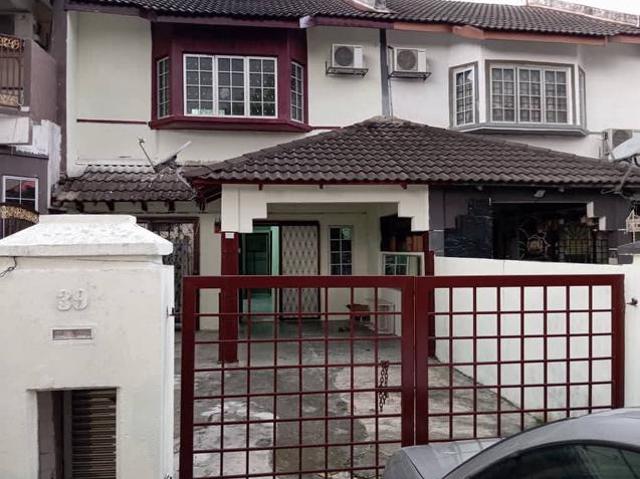 kawasan cantik hanya 1 taman sahaja 2 story