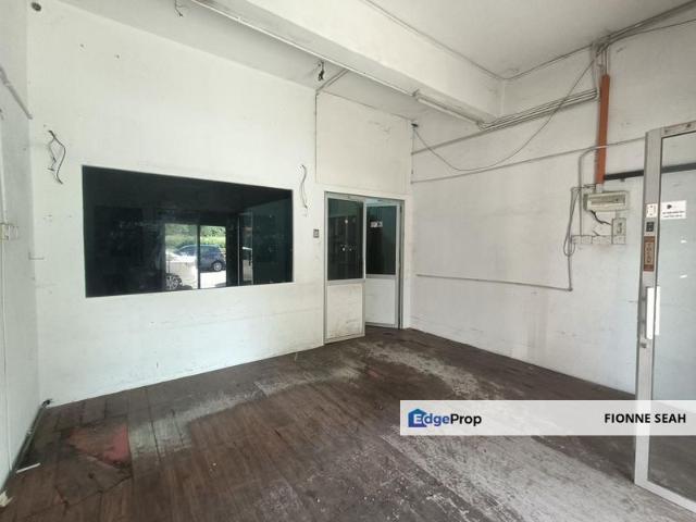 Kawasan Perniagaan Simpang Ampat