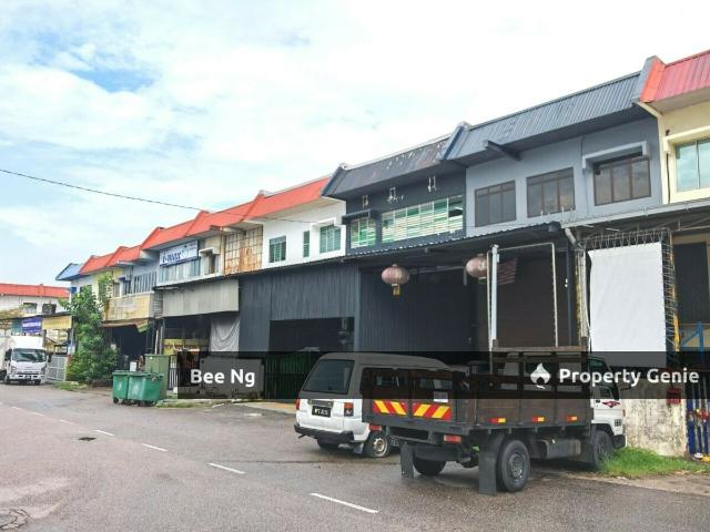 Kawasan Perindustrian Tanah Tampoi Jalan Kempas 1.5 Storey Terrace Factory