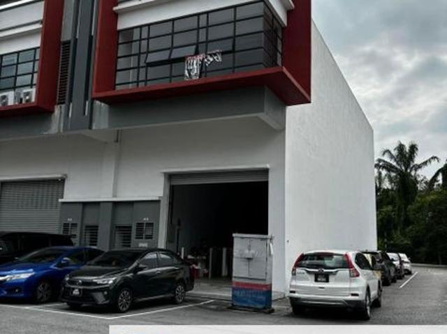 KAWASAN PERUSAHAAN JENJAROM