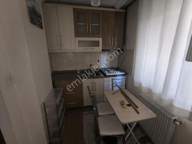 Kayışdağı Mah.eşyalı 2+1 Kiralık Daire