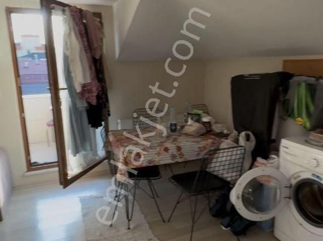 Kayışdağı'nın Güzel Lokasyonunda 1+1 Kiralık Eşyalı Daire