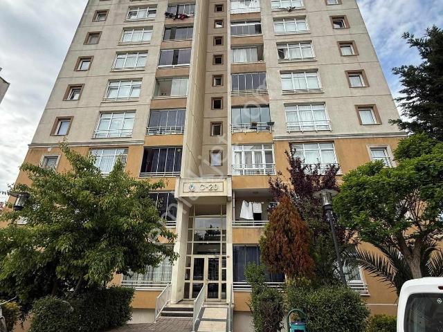 Kayaşehir 3.bölge Sedef Sitesi Satılık İçi Yapılı 3+1 118 M2
