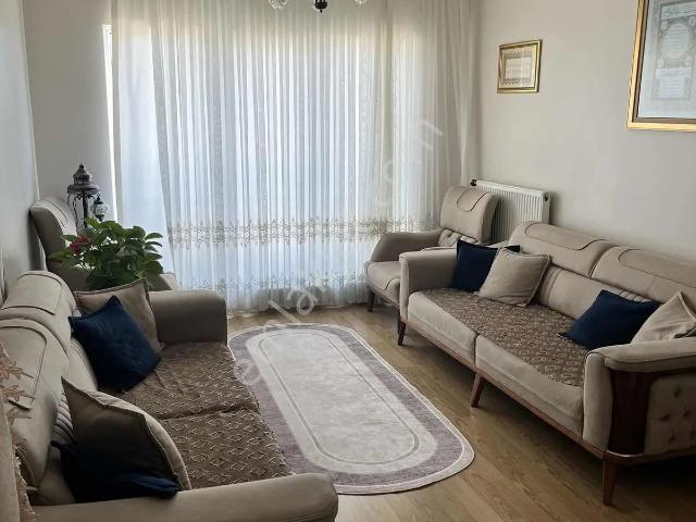 Kayaşehir 20.bölgede Satılık Daire 2+1 Metroya Yakın