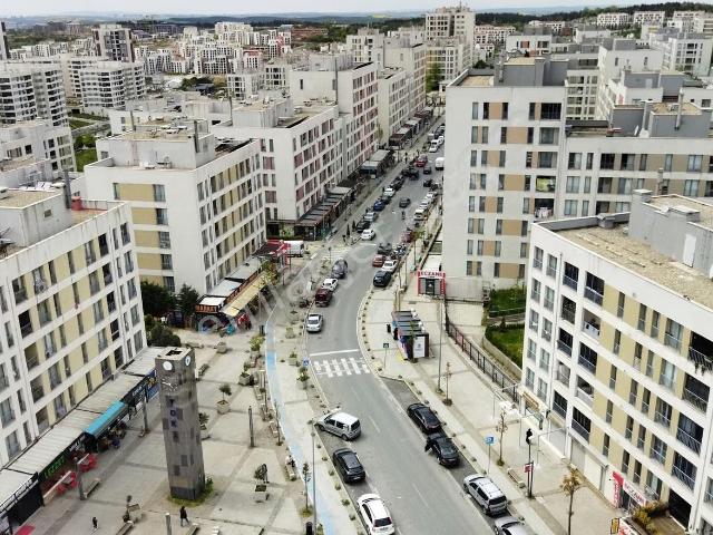 Kayaşehir 24. Bölge Kiralık 2+1 Daire Açık Mutfak Ara Kat