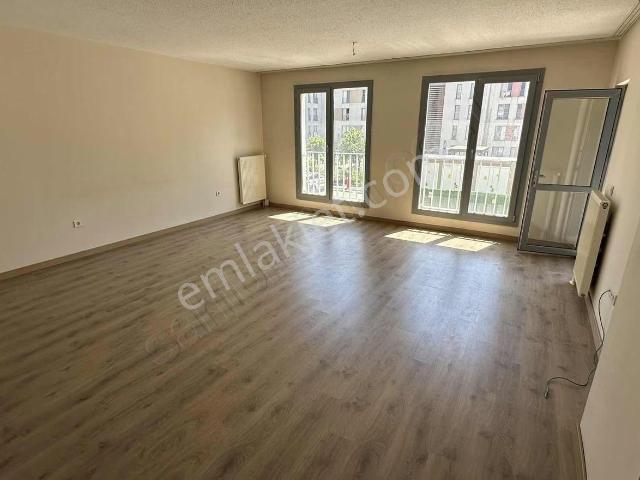 Kayaşehir 24. Bölge Çift Cephe 3+1 Kiralık Daire Boşş !