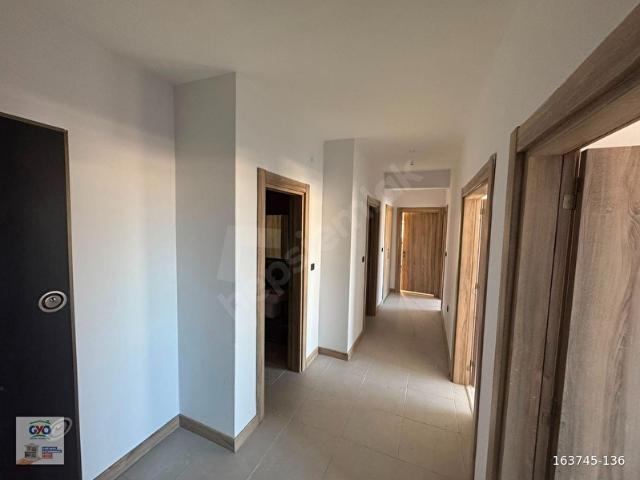 Kayaşehirin Yeni Yaşam Merkezi 27.Bölge'de Kiralık Daire