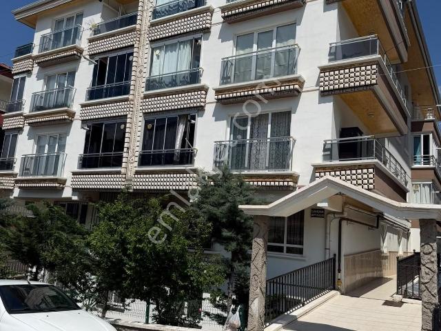 Kaya Grup'tan Okul Market Cadde Yakını 2+1 Önü Açık Geniş Daire!