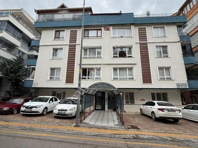 Kayadan Akdere Polis Karakolu Dibi Acil Satılık 3+1 Fırsat Daire