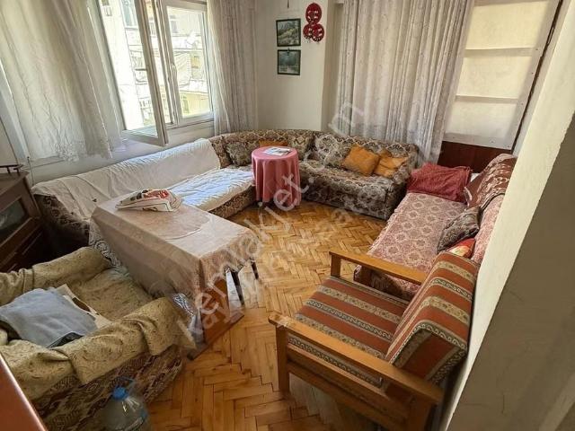 Kayalar Emlaktan Yalova Gop Mahallesinde Satılık 2+1 Daire