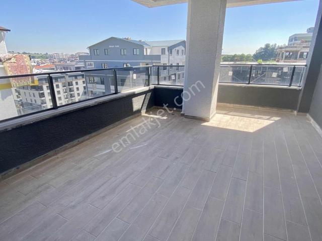 Kayapa Çamlık Bölgesinde Tek Bloklu Site İçi 3+1 Dubleks Daire.