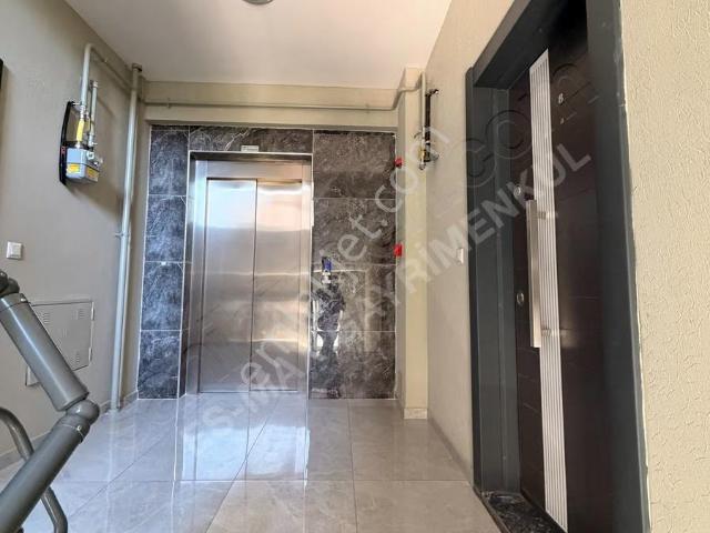 Kayapa'da Havuzlu, Lüks 3+1 Daire: Gümüşevler Sitesi'nde Yaşam!